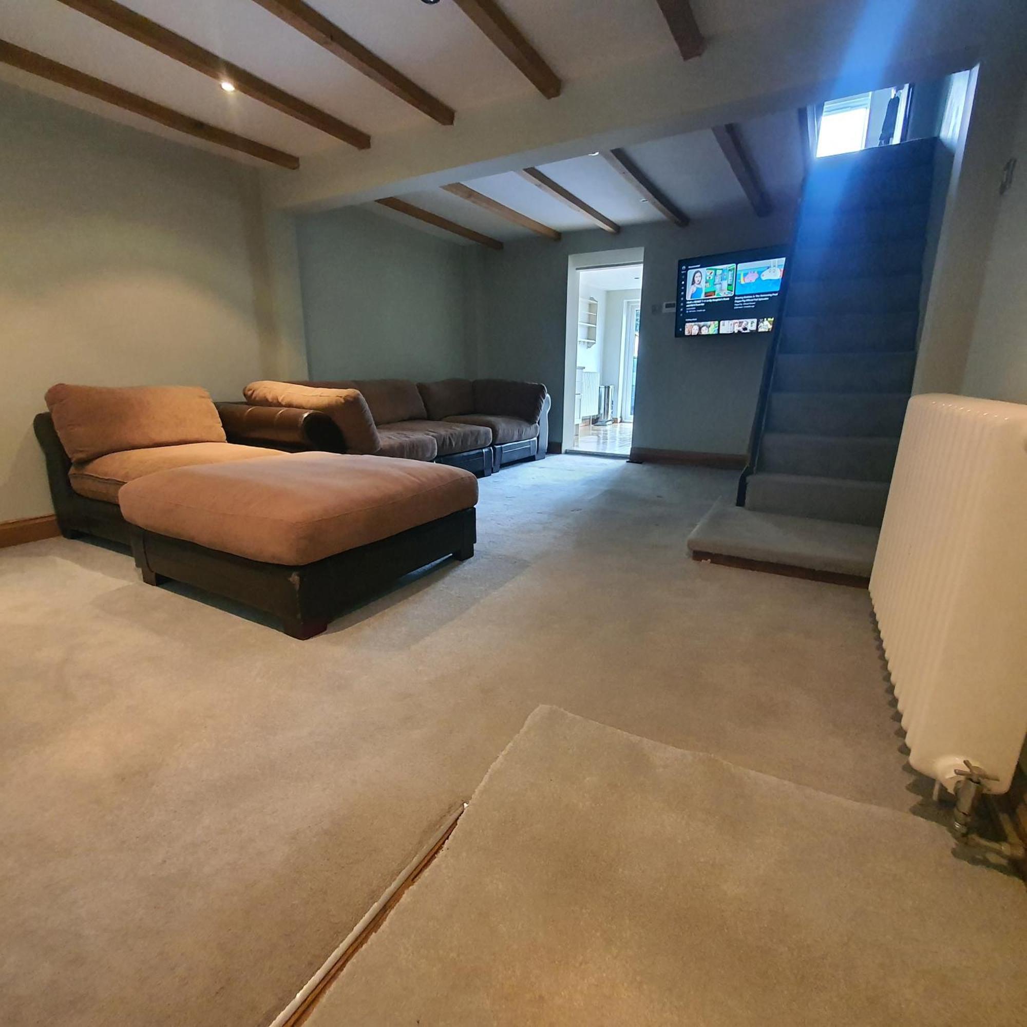 Beautiful And Cozy 2 Bedroom Apartment Біллерікі Екстер'єр фото