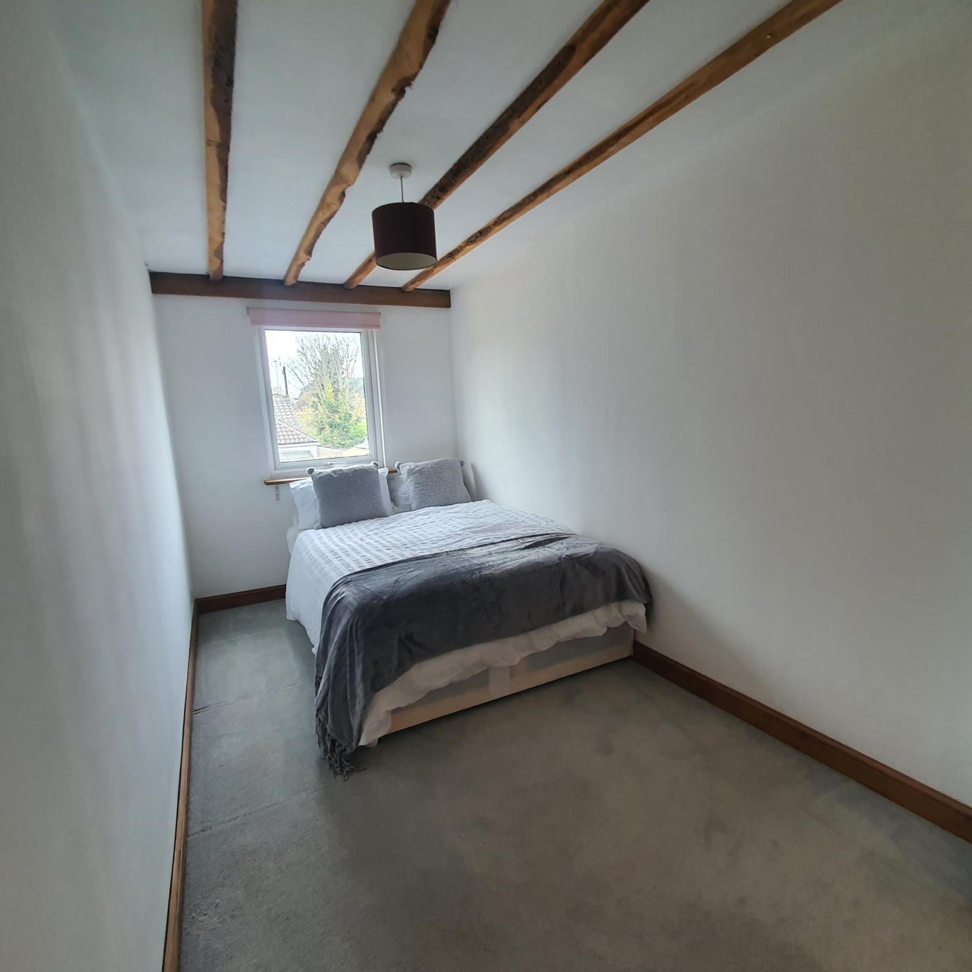 Beautiful And Cozy 2 Bedroom Apartment Біллерікі Екстер'єр фото